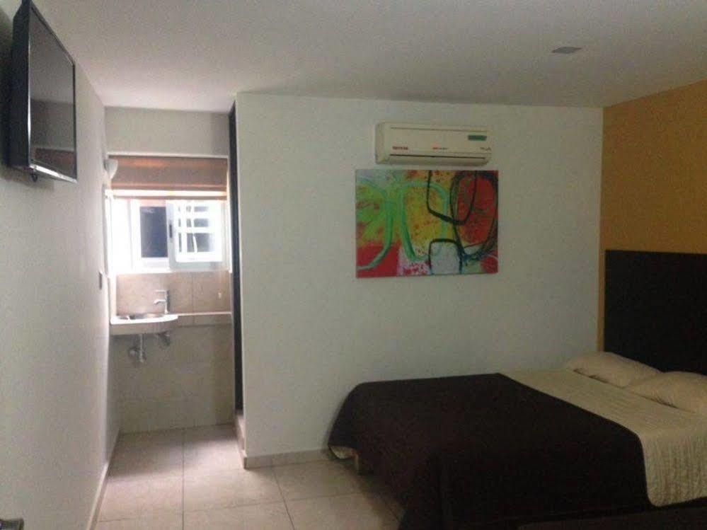 Hotel Flores Guamuchil المظهر الخارجي الصورة
